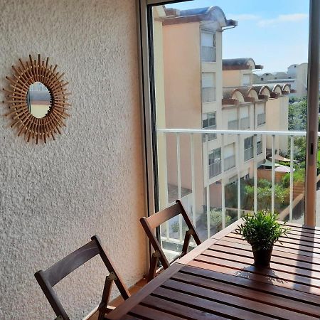 Ferienwohnung Sur Le Port, Studio Avec Vue Sur La Marina Gruissan Exterior foto